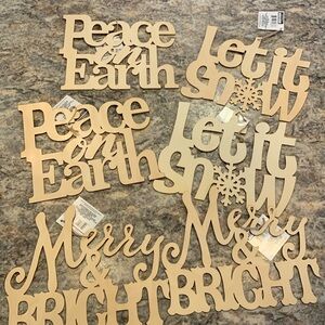 Set of 6 Wood Holiday Hanging Signs